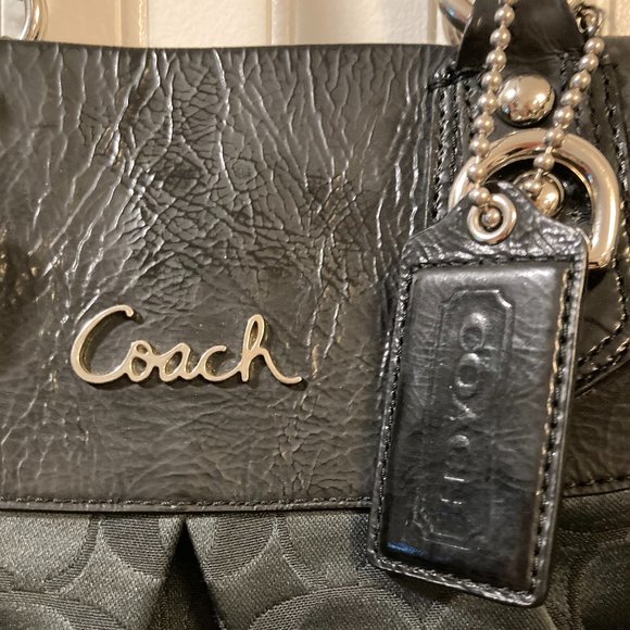 Coach Shoulder Bag - Picture 2 of 14